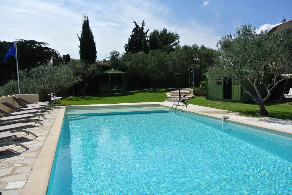 Bed and Breakfast La Vieille Bastide Flayosc Экстерьер фото