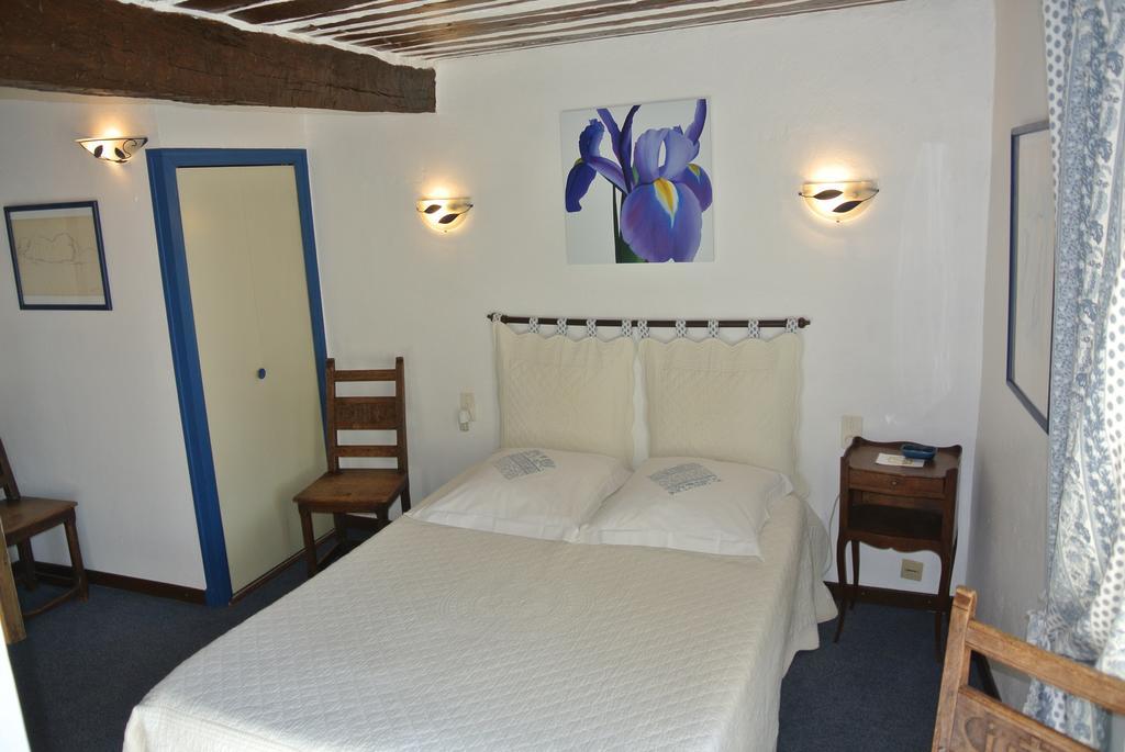 Bed and Breakfast La Vieille Bastide Flayosc Экстерьер фото