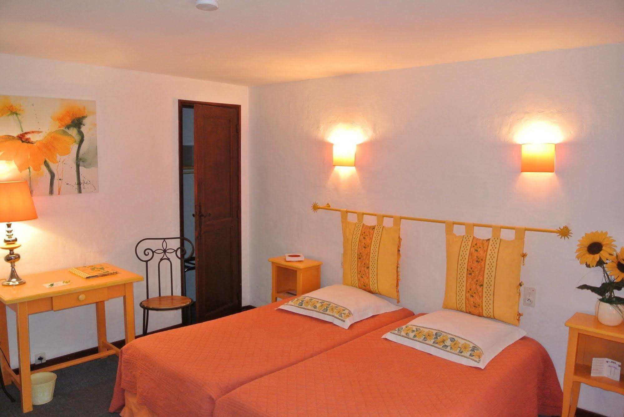 Bed and Breakfast La Vieille Bastide Flayosc Экстерьер фото